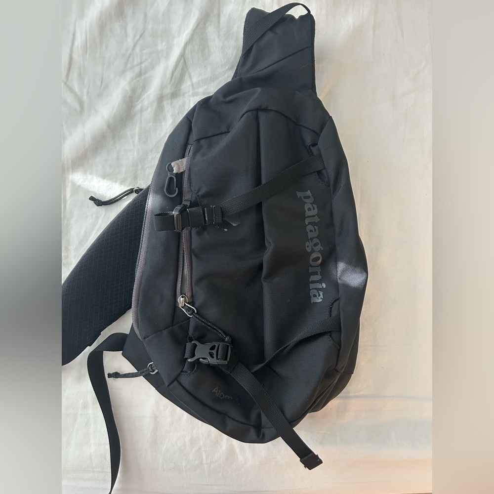 Patagonia Atom 8L